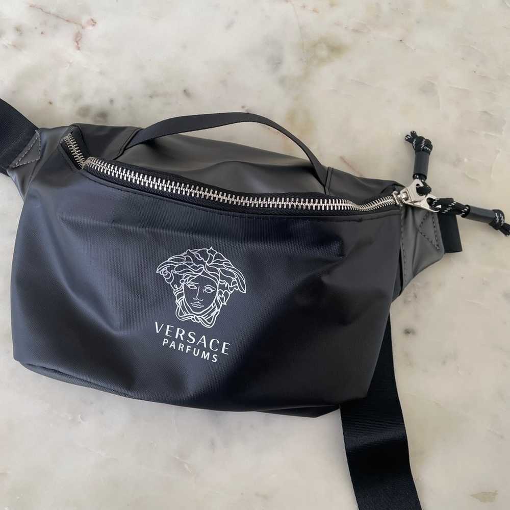 Versace parfums belt bag Fanny pack Medusa crossb… - image 6
