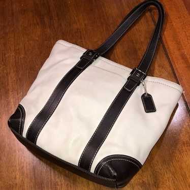 Coach, vintage, Hampton, tote bag off white and b… - image 1