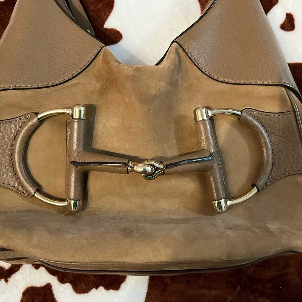 Gucci Taupe Nubuck Leather Heritage Horsebit Hobo… - image 4