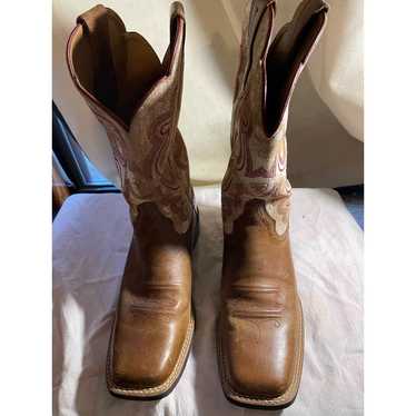 Women’s Ariat boots size 7B. - image 1