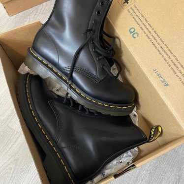 Dr. Martens 1460 Alt Black boots - image 1