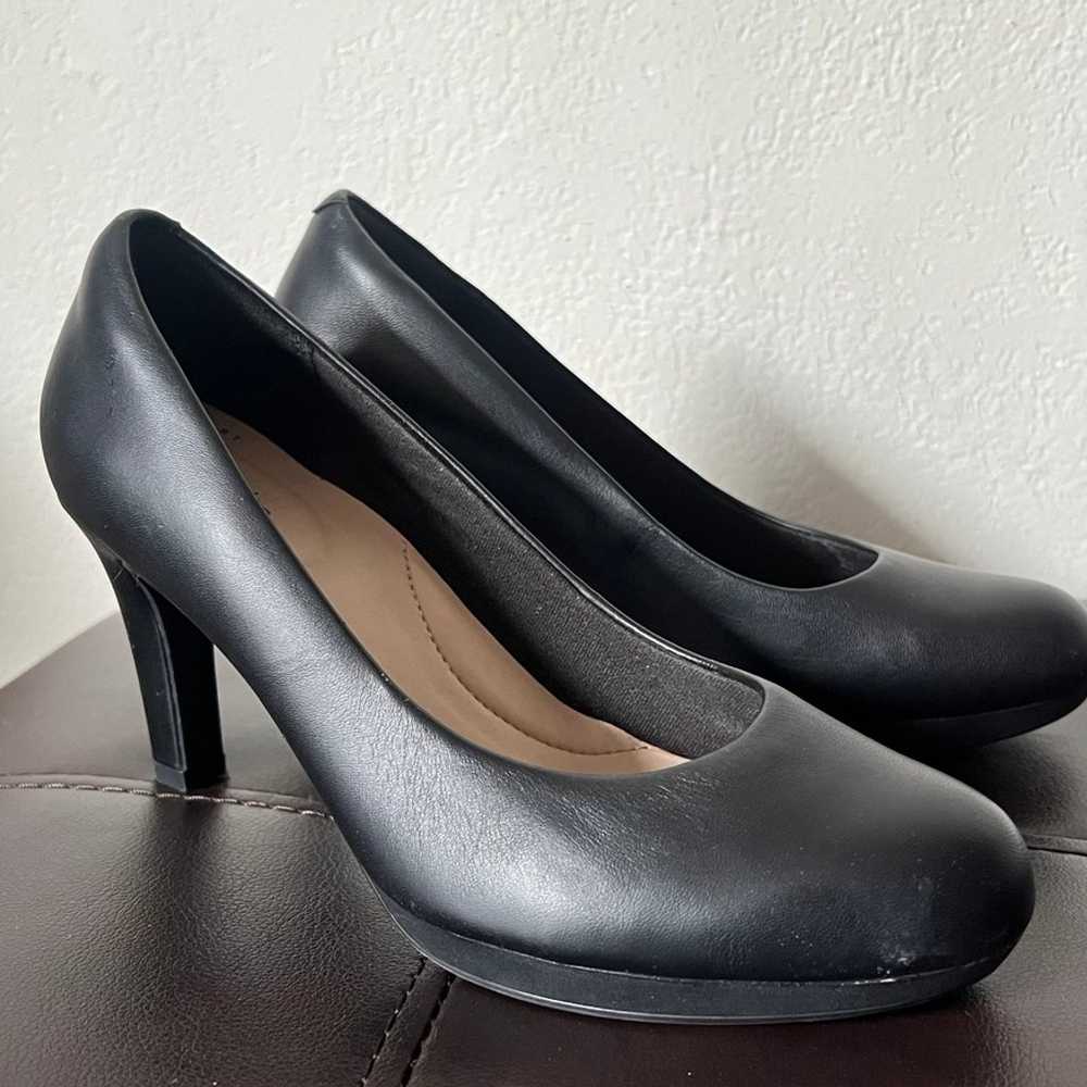 womens black heels - image 2