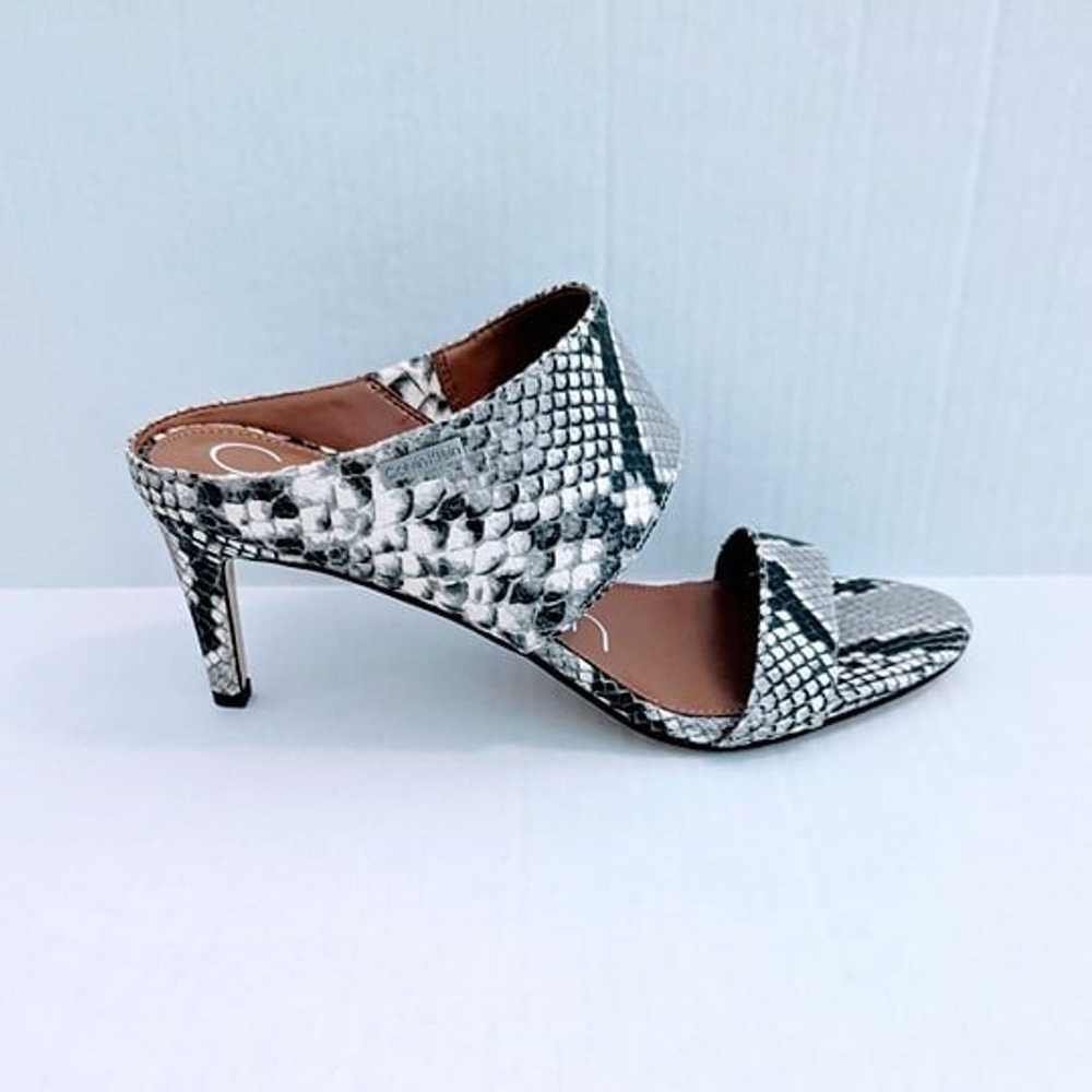 *NEW* CALVIN KLEIN Women's Snakeskin Heels Shoes … - image 2