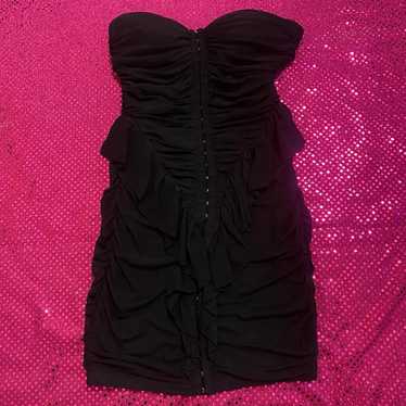black mini strapless dress