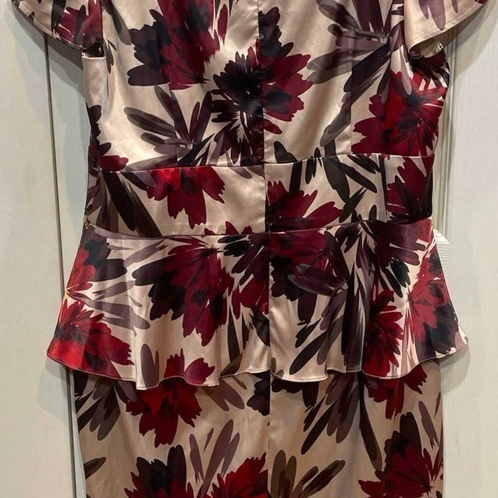 Dressbarn Women’s Flowe short sleeve size 16 dress - image 3