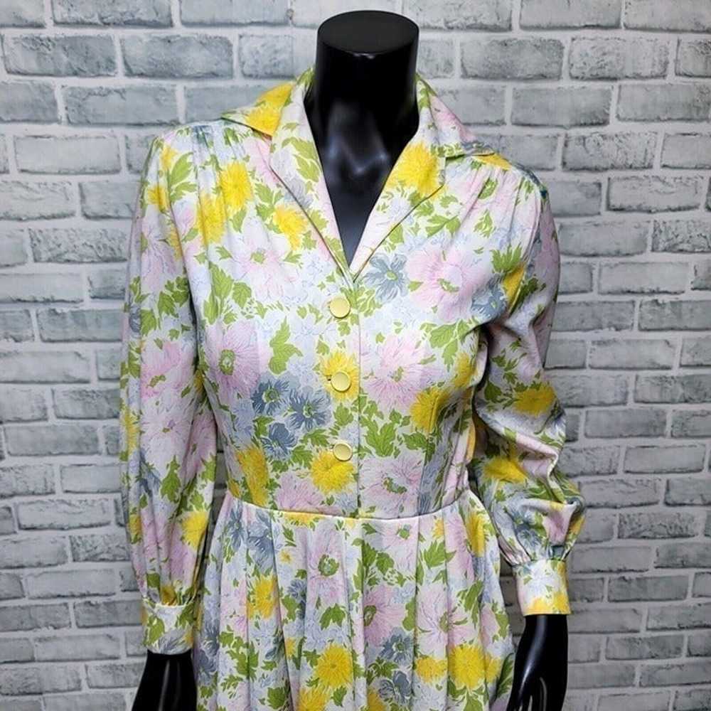 Vintage 50s 60s Pastel Floral Collared Shirt Day … - image 3
