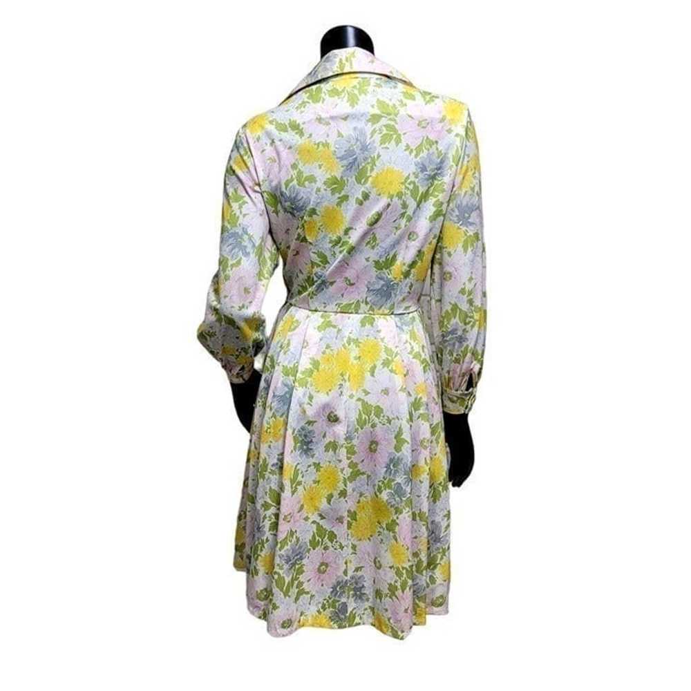 Vintage 50s 60s Pastel Floral Collared Shirt Day … - image 9