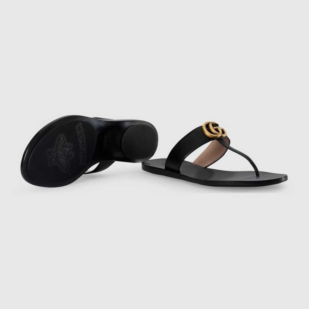 Gucci Double G leather sandal - image 10