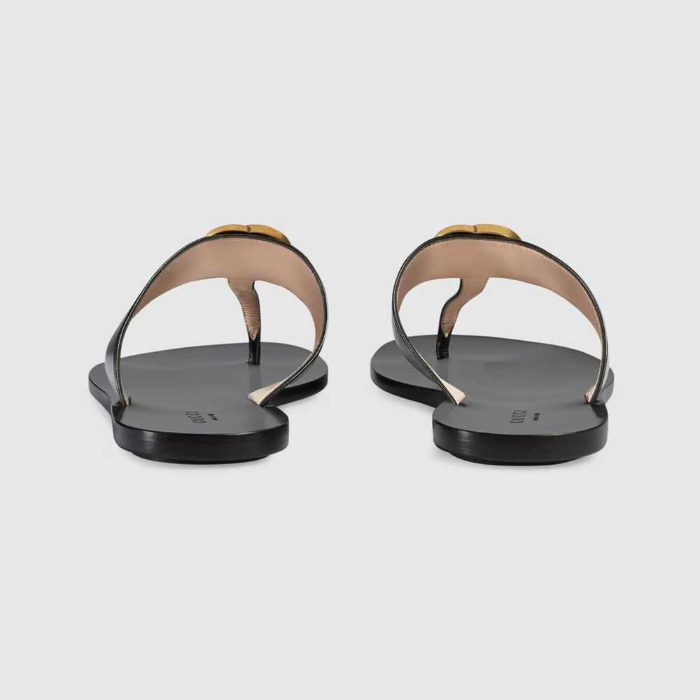 Gucci Double G leather sandal - image 9