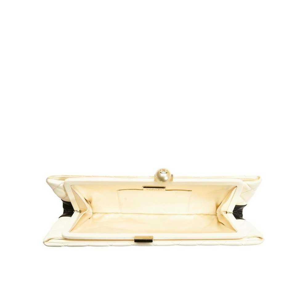 Chanel Leather clutch bag - image 5