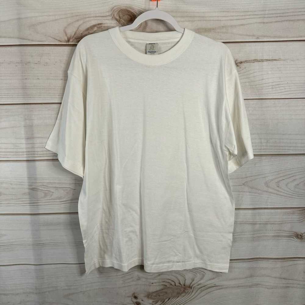 Matrix Fashion White Short Sleeve T-Shirt Size La… - image 1