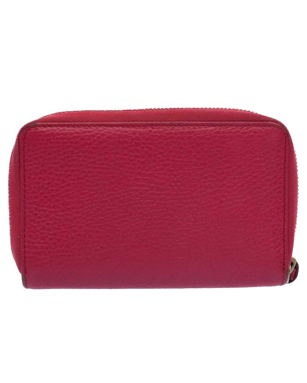 Gucci Leather Swing Wallet in Pink - image 2