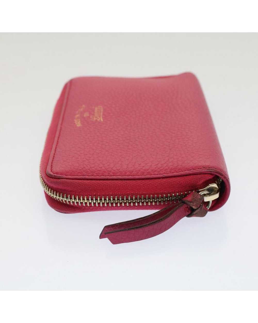 Gucci Leather Swing Wallet in Pink - image 3