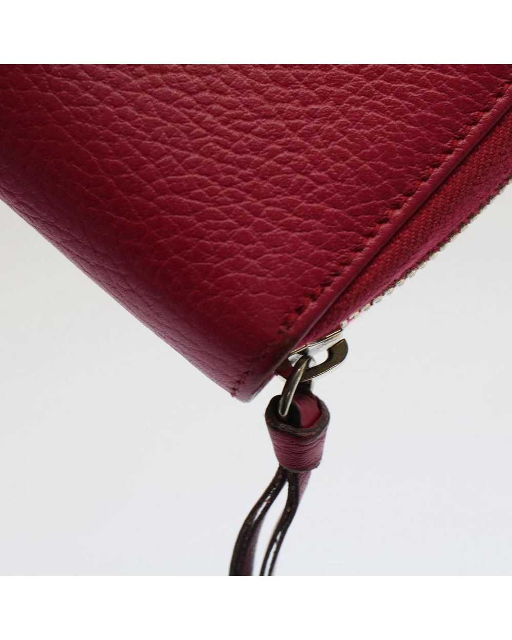 Gucci Leather Swing Wallet in Pink - image 8