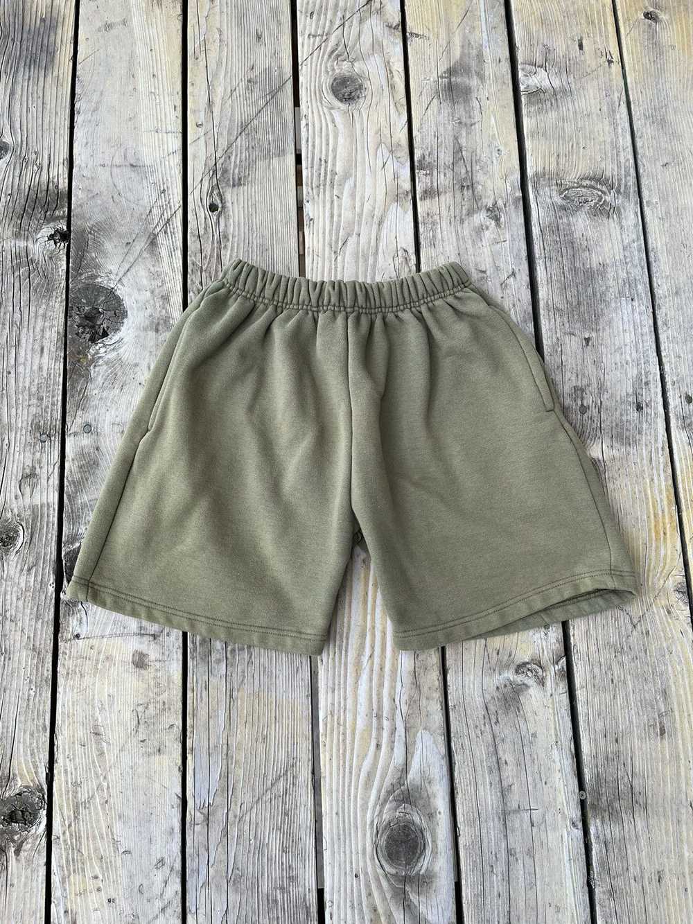Streetwear × Vintage Olive Fleece Sweat Shorts - image 1