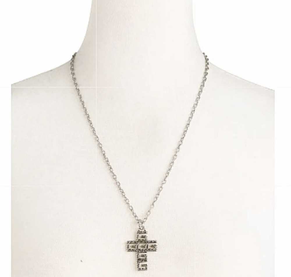 Gucci × Vintage Gucci G Cube Cross Necklace - image 2
