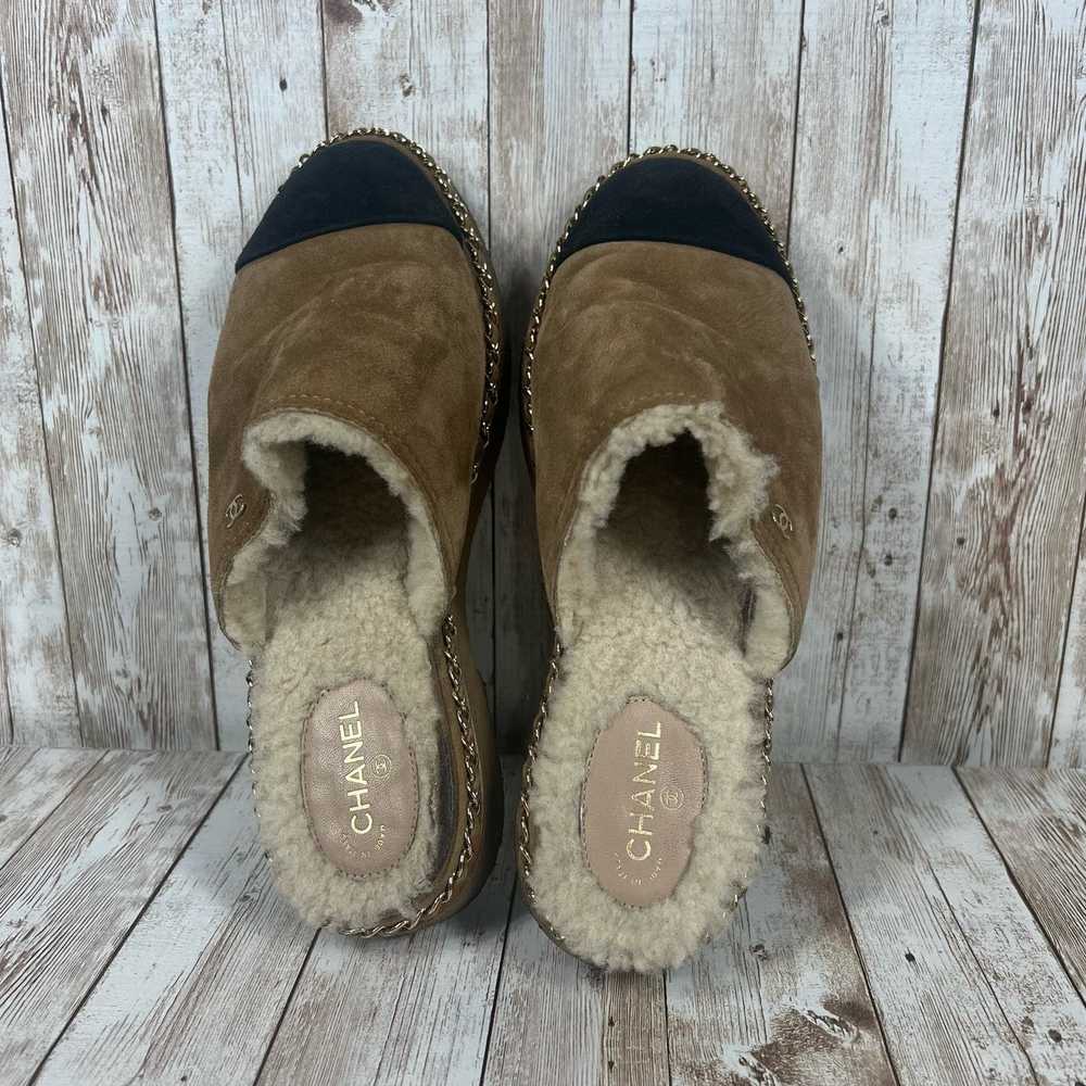 Chanel Chanel suede shearling brown slip on mules… - image 6
