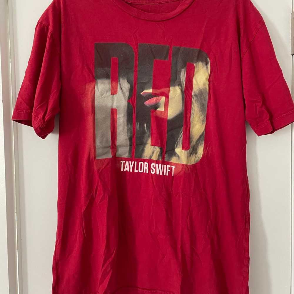 Taylor Swift RED shirt! - image 1