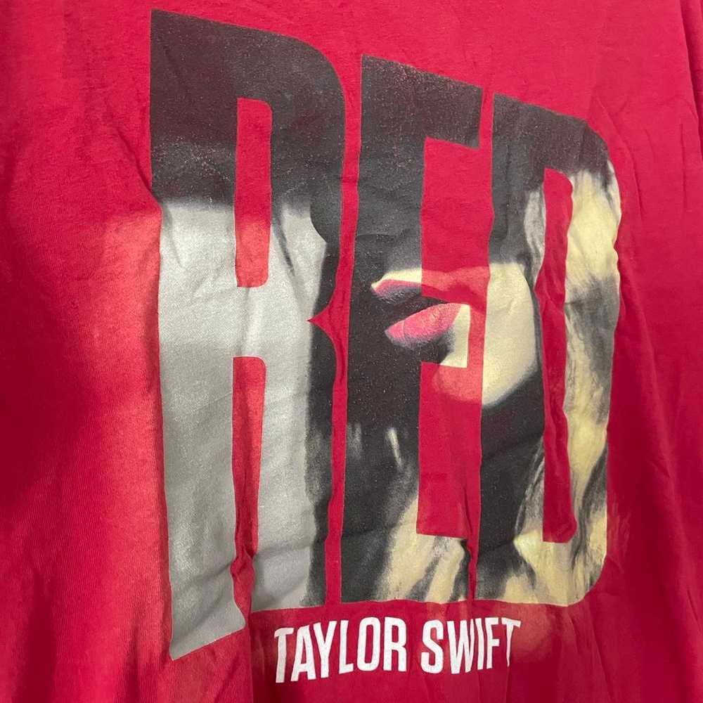 Taylor Swift RED shirt! - image 2