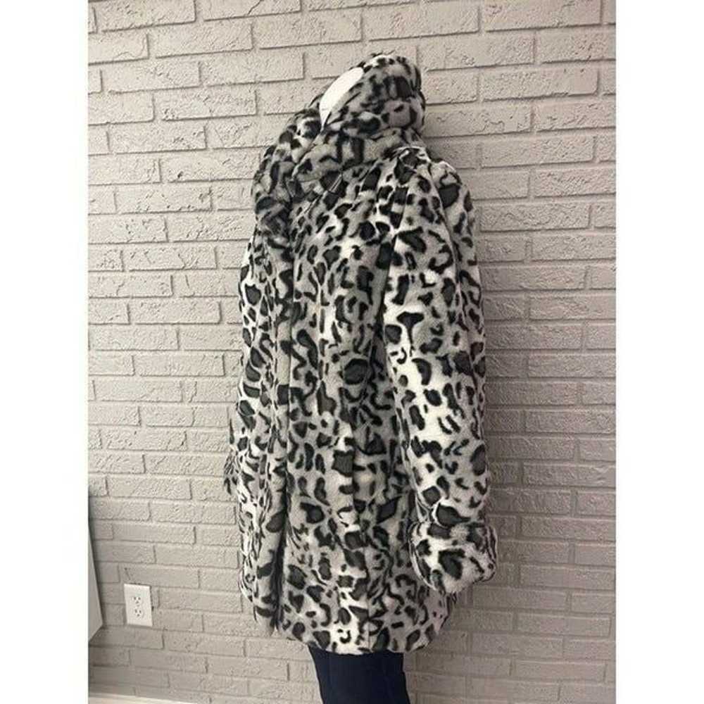 Gray Animal Print Faux Fur Coat with Hoodie Size M - image 5