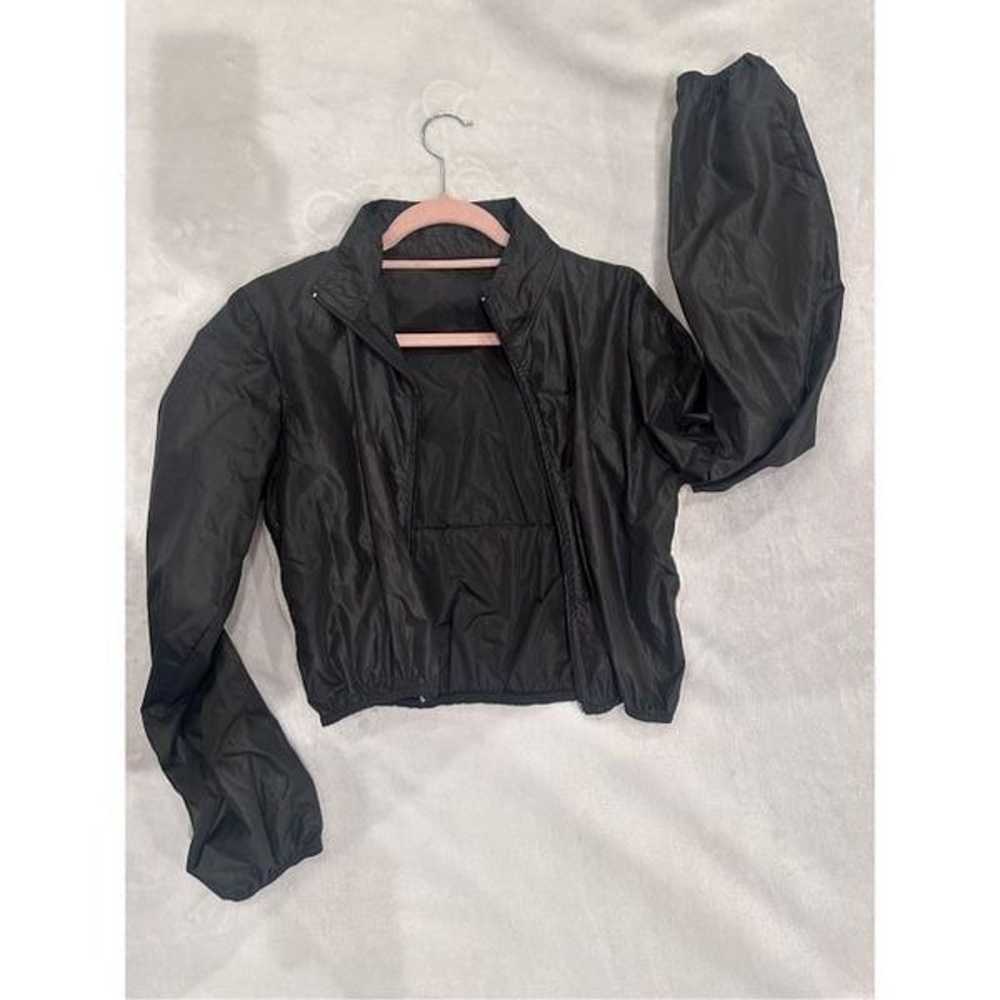 black and white cropped jacket size XS - image 2