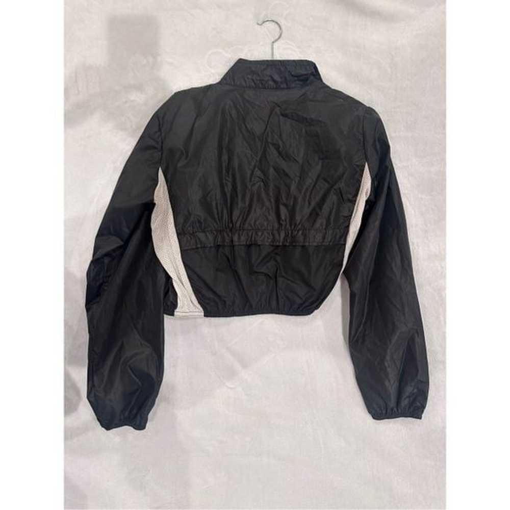 black and white cropped jacket size XS - image 5