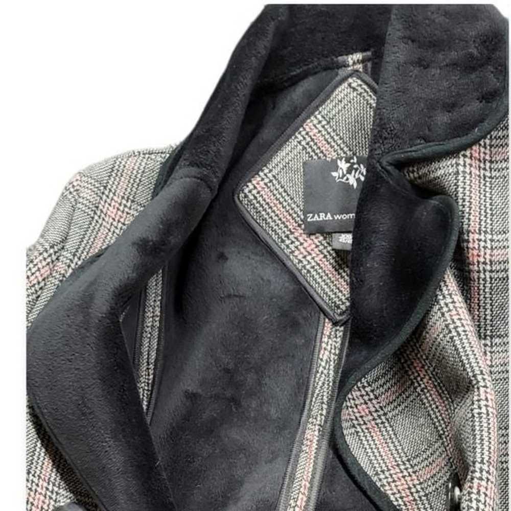 ZARA Plaid Grey/Black/Red Trench Coat w Velvet Li… - image 8