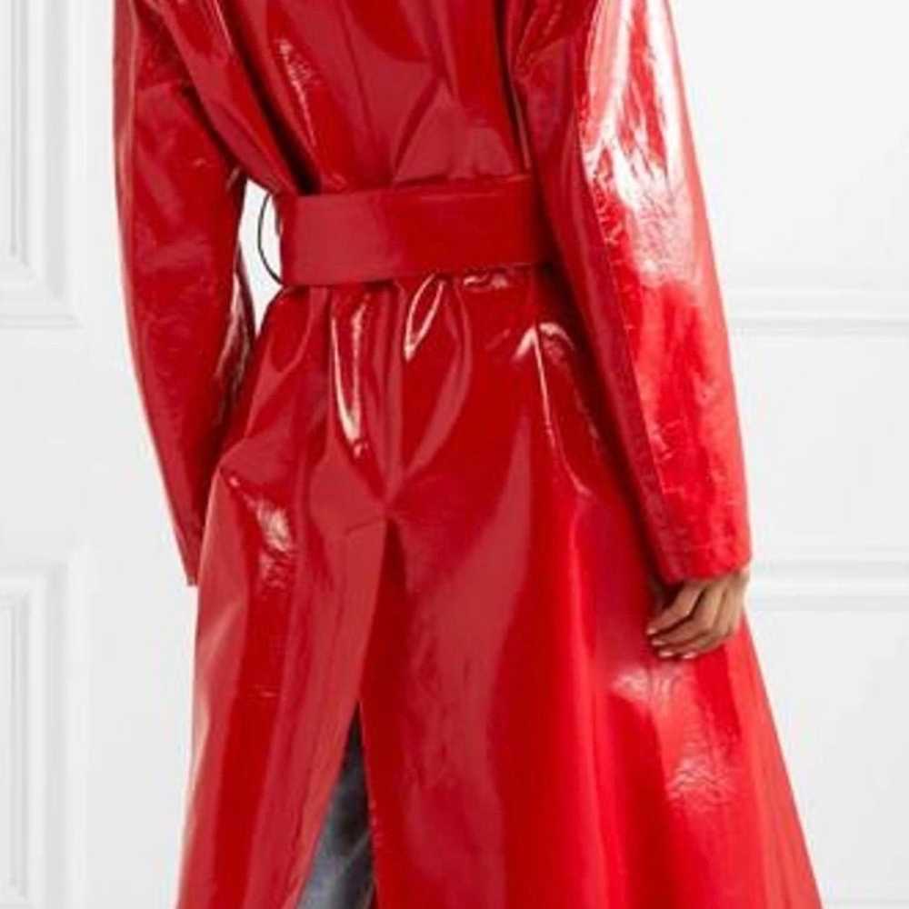 MSGM Milano FAUX GLOSSED-LEATHER TRENCH COAT IN R… - image 4