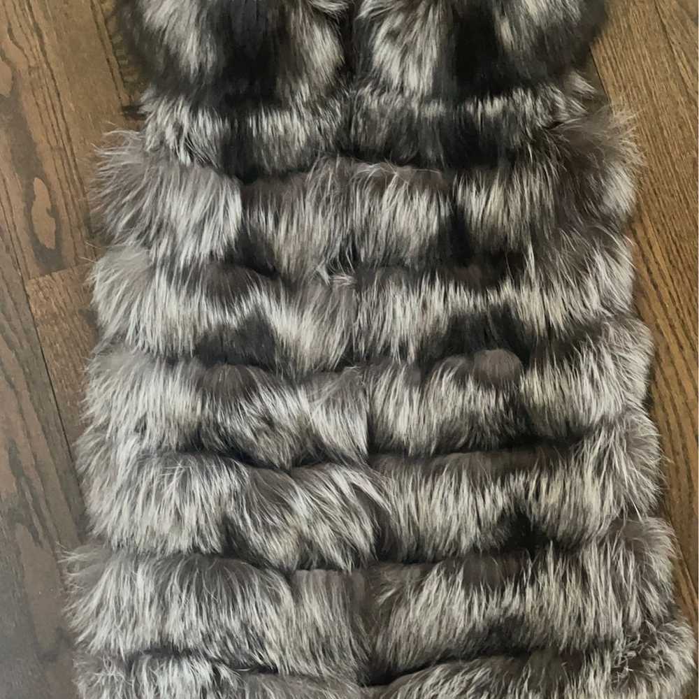 Silver fox real Fur vest size S - image 1