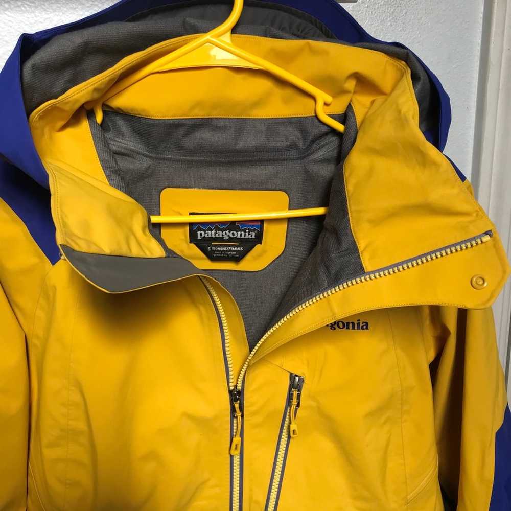 Patagonia Untracked Jacket - image 6