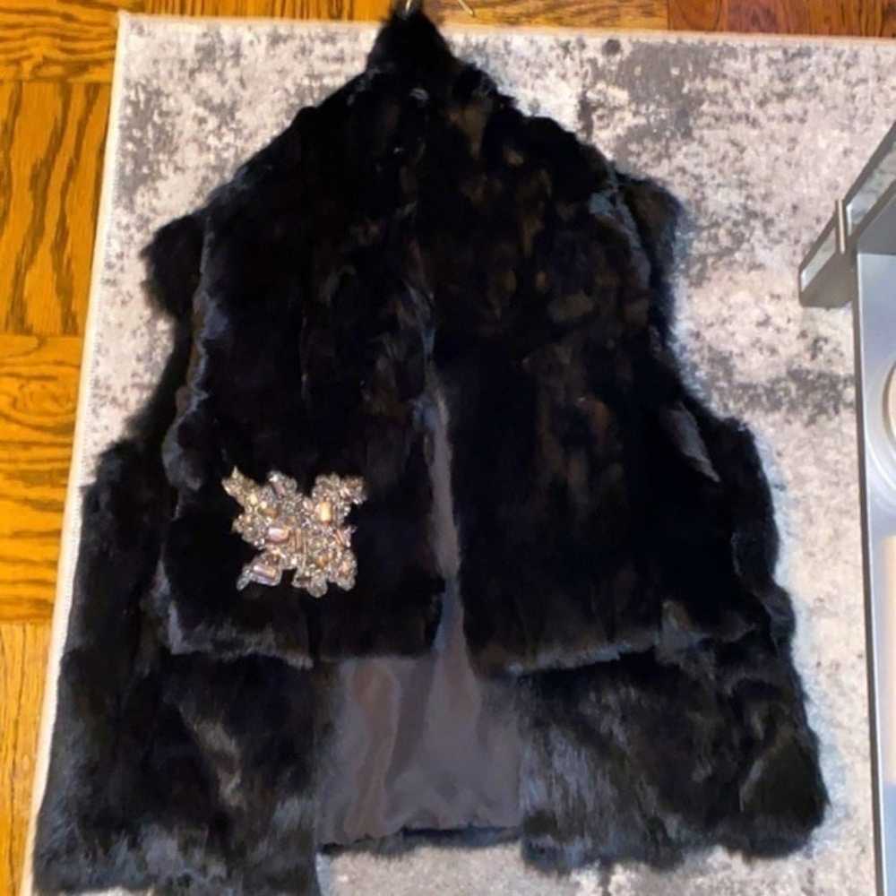 Fur Luxury set  Fur Vest & Scarf black
Adrienne L… - image 1