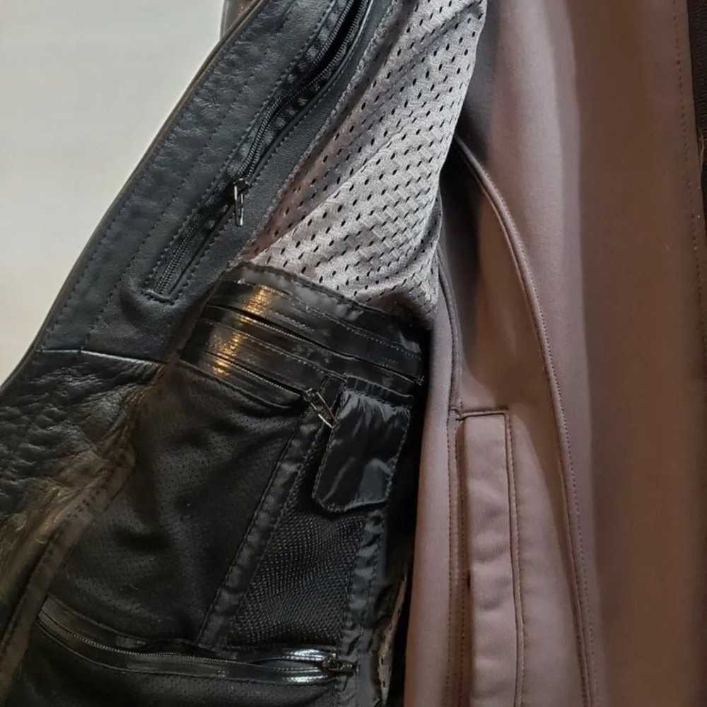 Women’s Harley Davison Leather Coat - Large - image 3