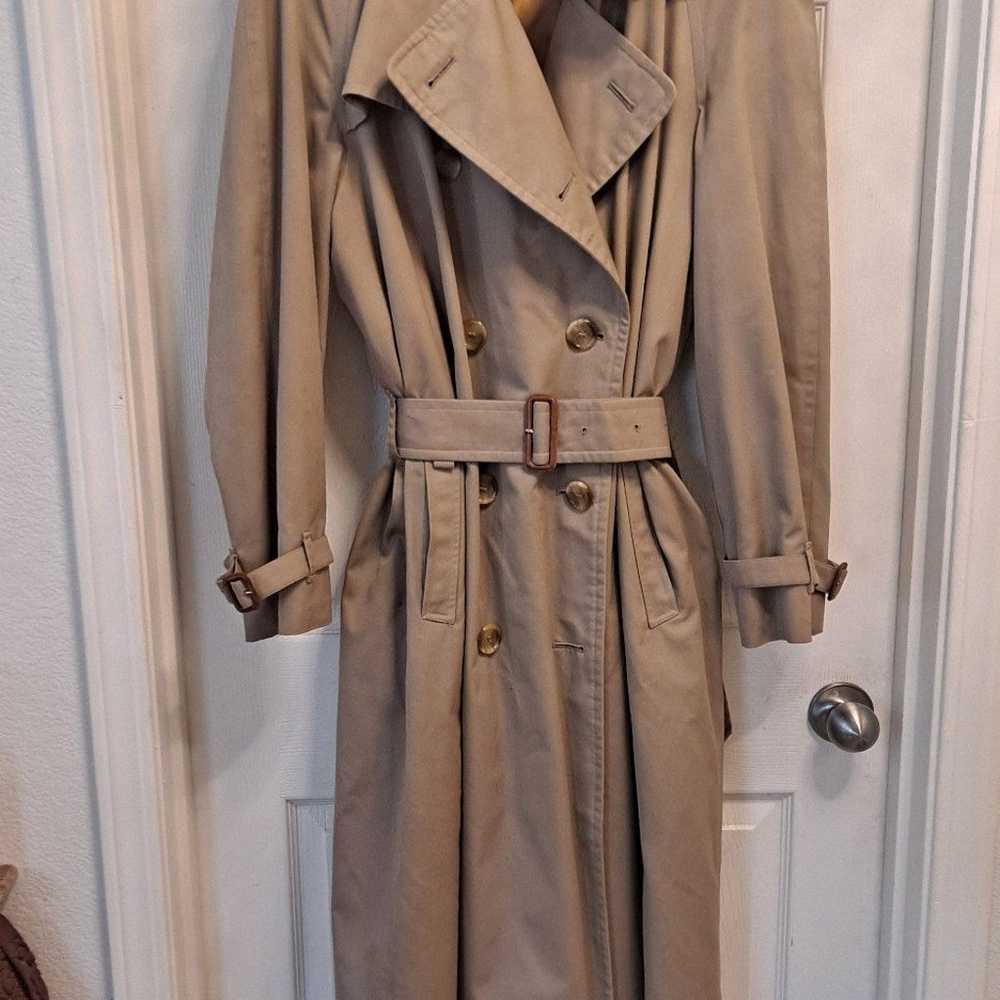 VINTAGE BURBERRY TRENCH COAT - image 1