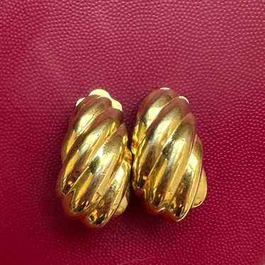 Vintage Kenneth Lane Gold Clip on Earrings 1970’s