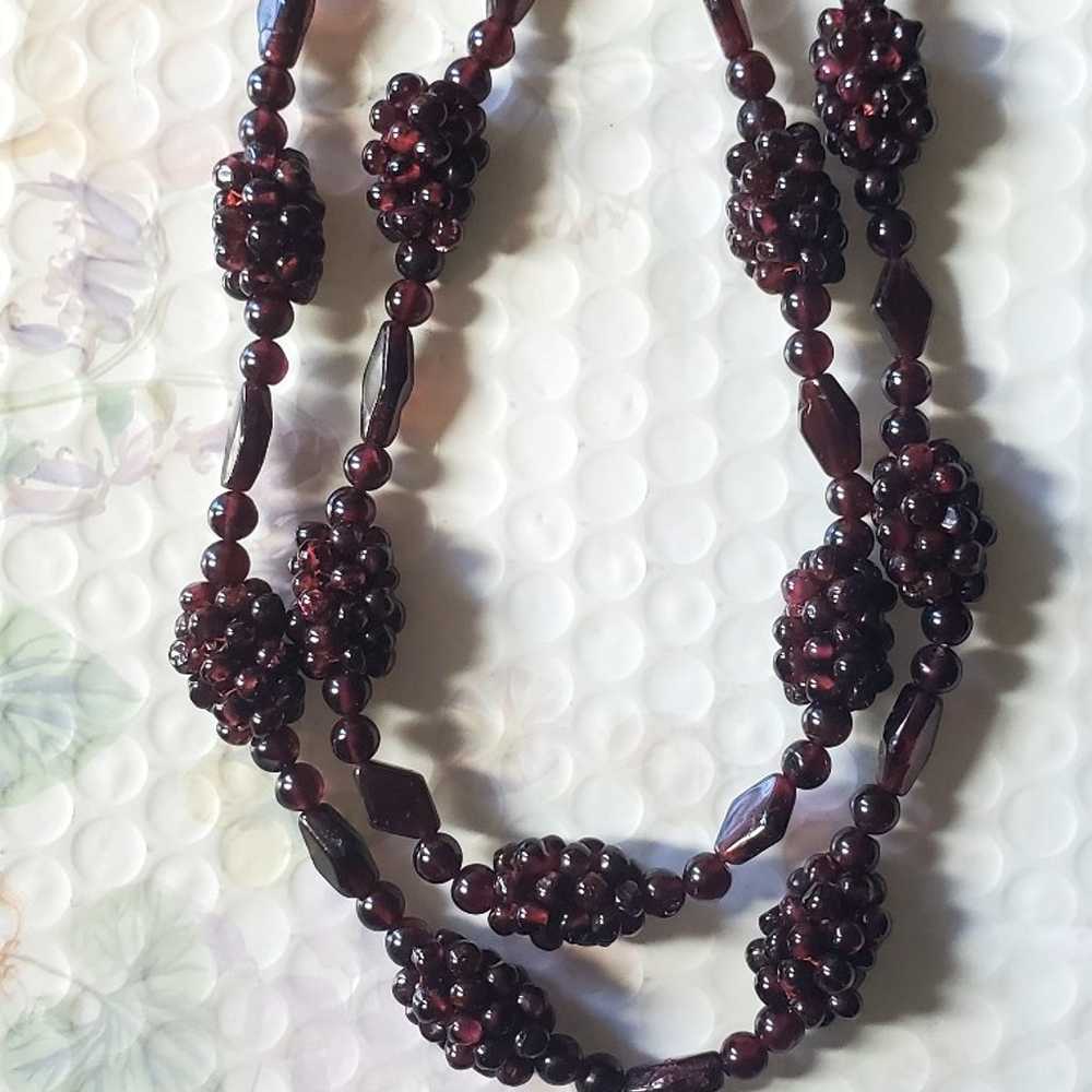 Vintage bohemian garnet grape cluster necklace - image 3