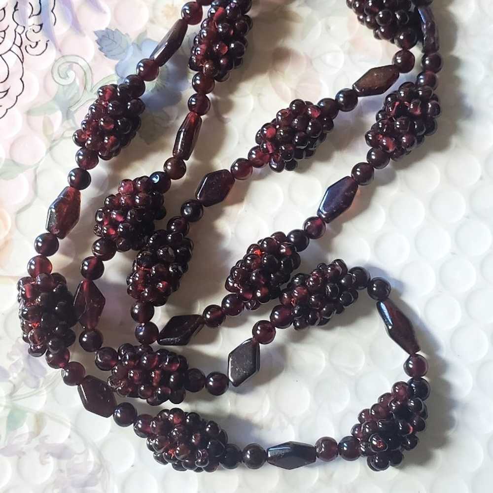 Vintage bohemian garnet grape cluster necklace - image 5