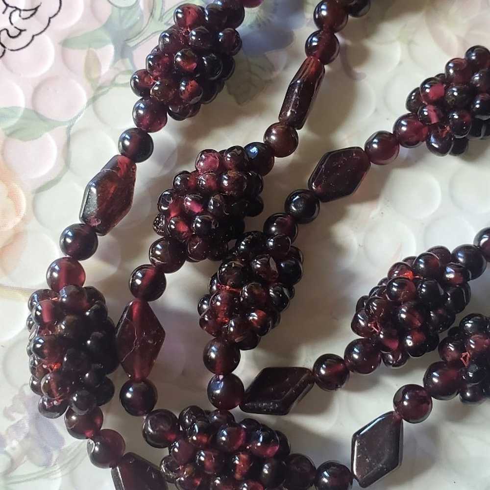 Vintage bohemian garnet grape cluster necklace - image 6