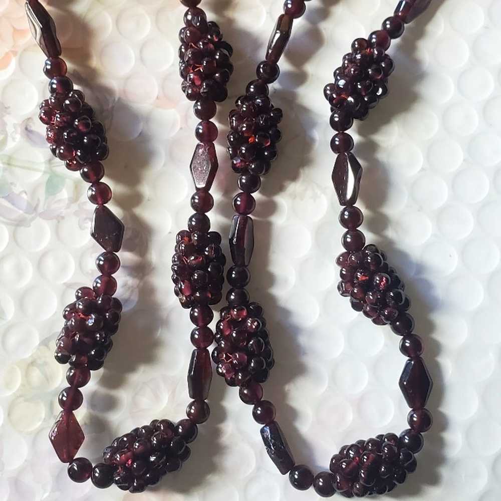 Vintage bohemian garnet grape cluster necklace - image 8