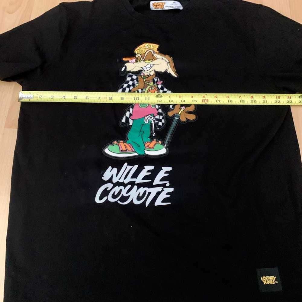 NWOT Rare Looney Tunes Wile E Coyote Black T-Shir… - image 11