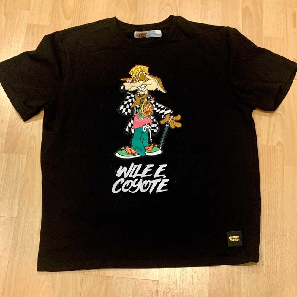 NWOT Rare Looney Tunes Wile E Coyote Black T-Shir… - image 2