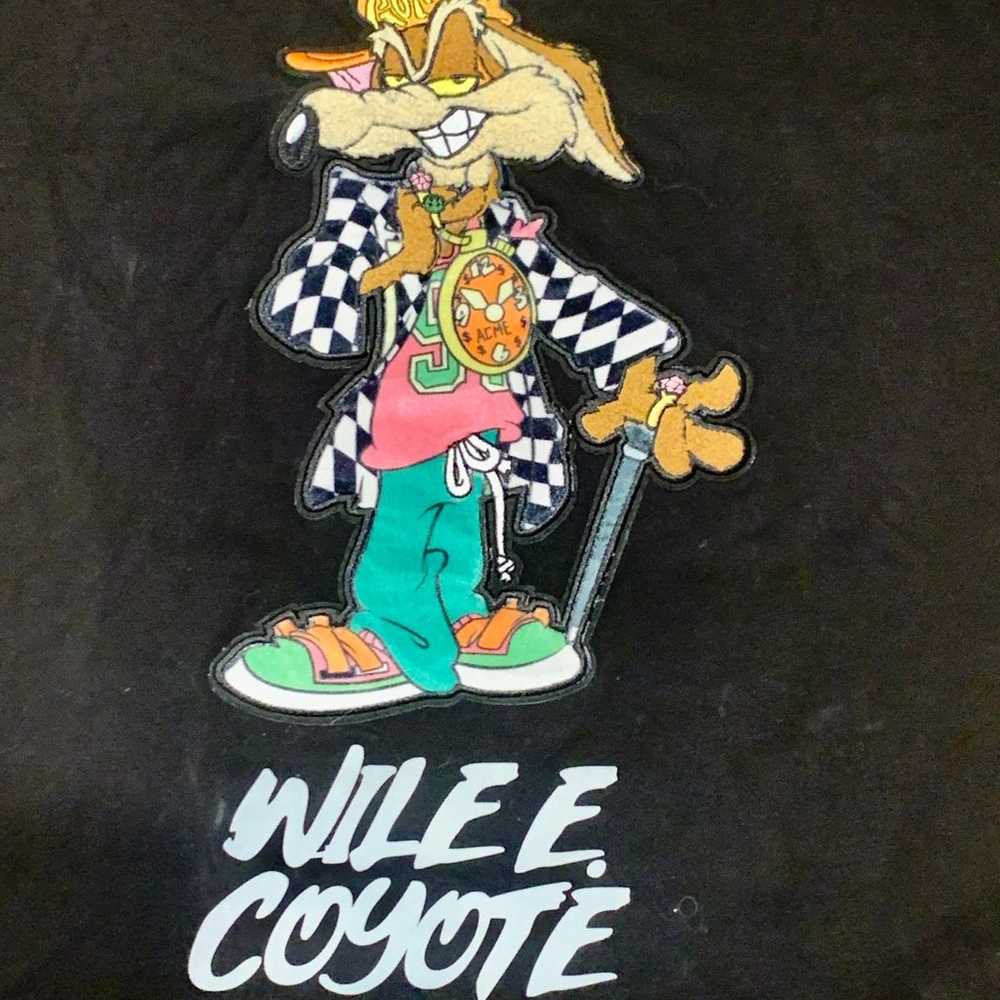 NWOT Rare Looney Tunes Wile E Coyote Black T-Shir… - image 3