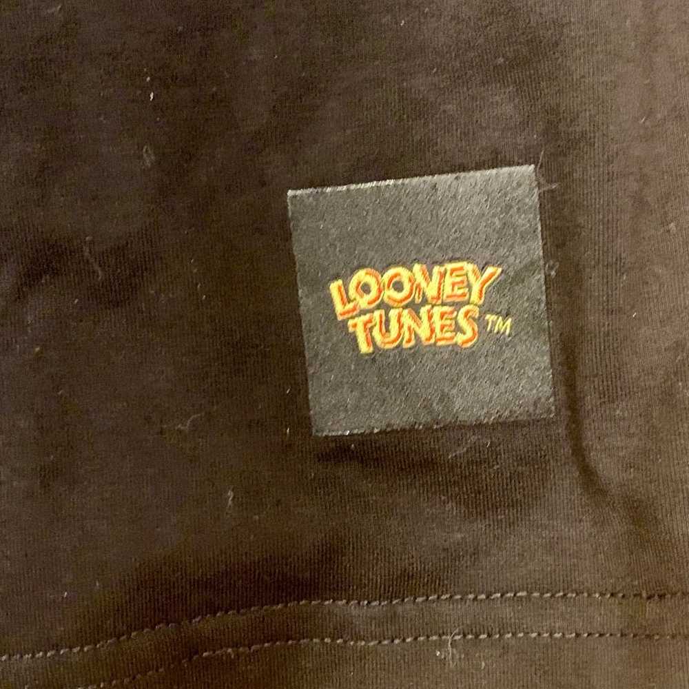 NWOT Rare Looney Tunes Wile E Coyote Black T-Shir… - image 4