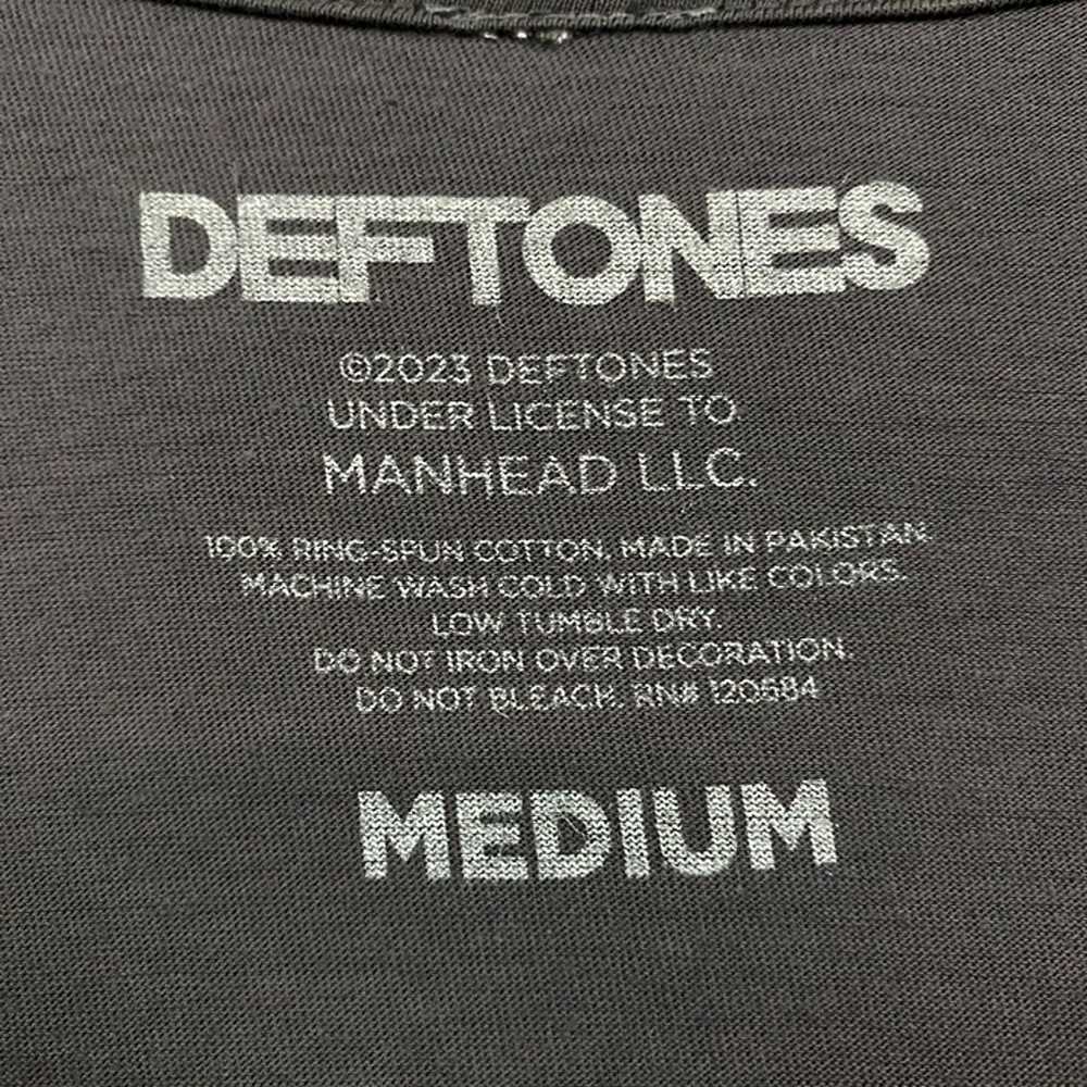 Deftones Rock T-shirt Size Medium - image 4