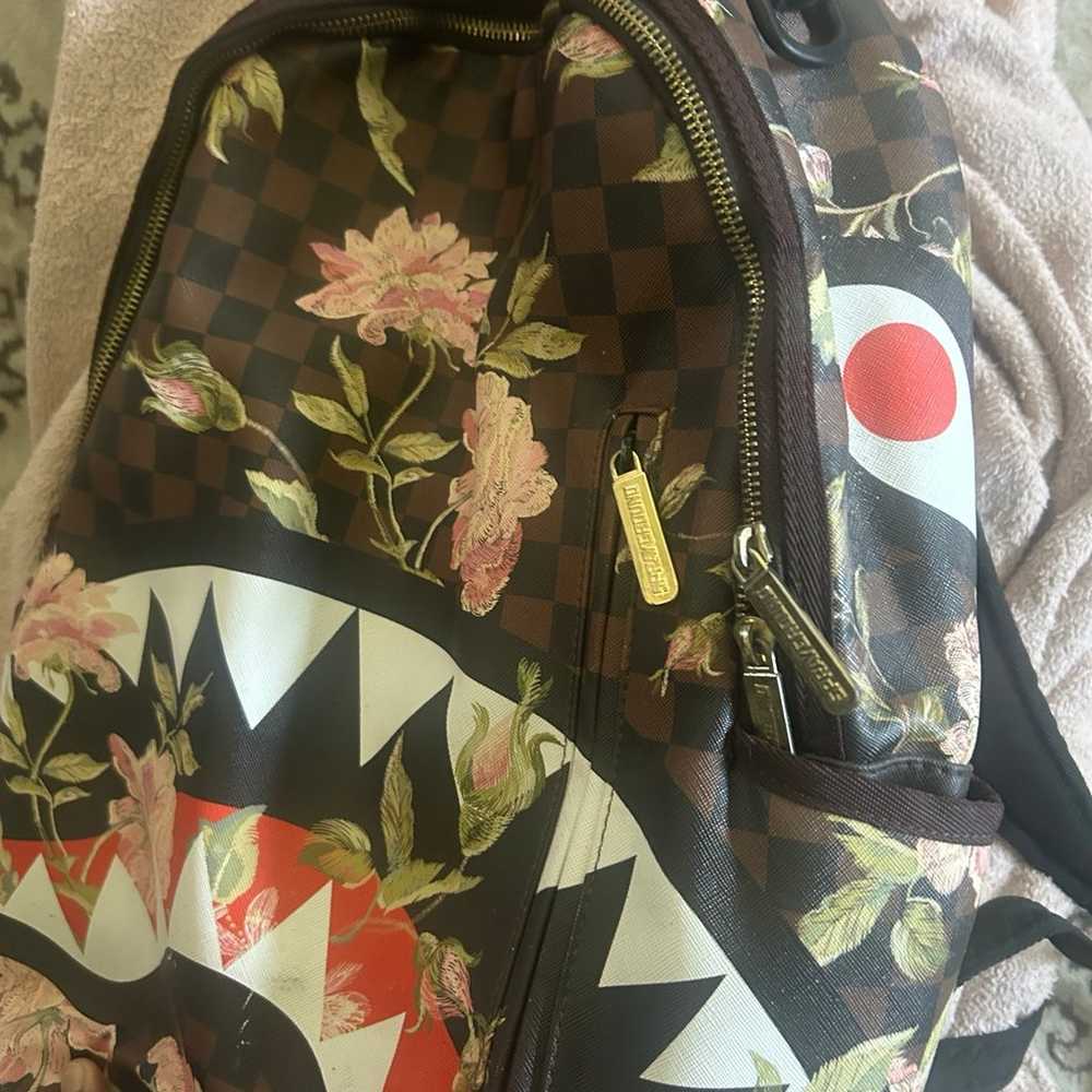 Leather sprayground backpack good condition - image 5