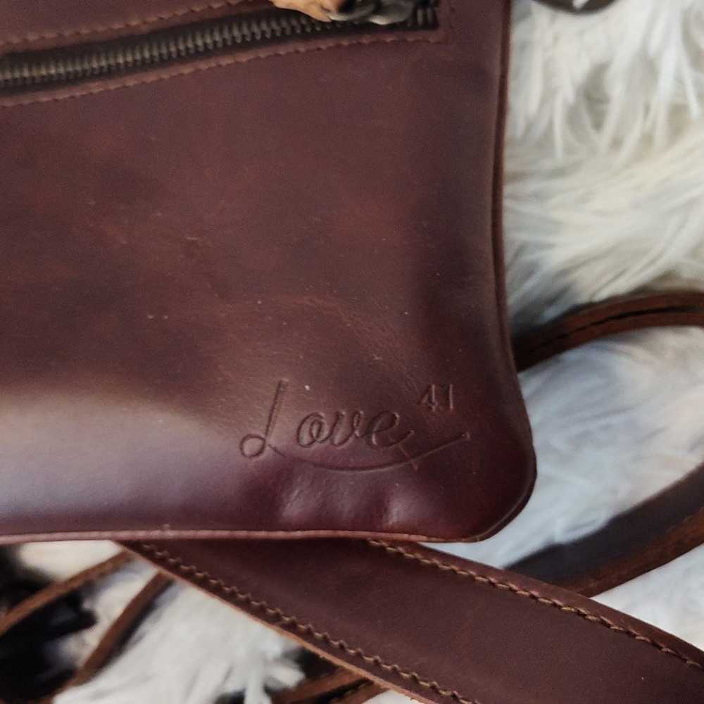 saddleback leather love 41 shoulder bag - image 2