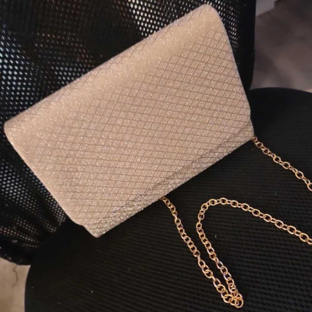 New clutch Brand new gold clutch bag with chain - image 2