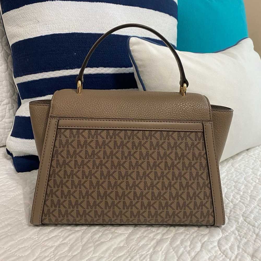 Michael Kors Whitney Handbag & Wallet Set - image 4