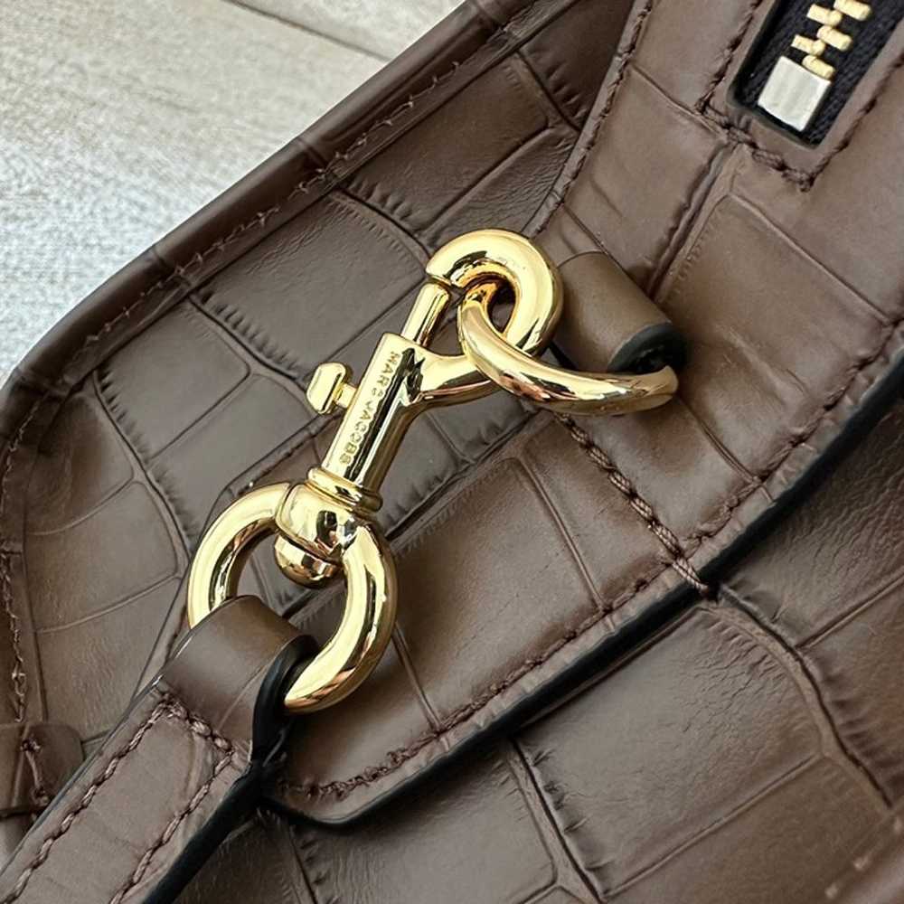 Crocodile grain cowhide leather handbag - image 7