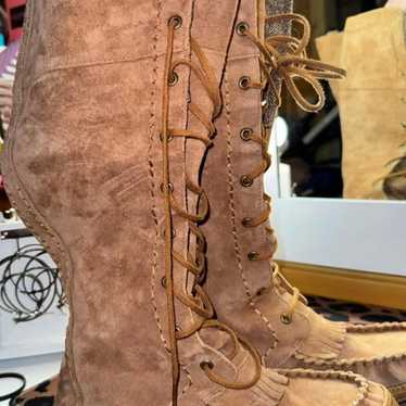 Ugg samoya chestnut brown moccasin boots