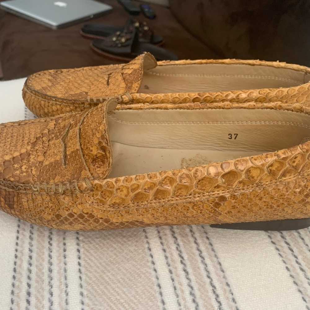 Tods women moccasins sz 37 - image 3